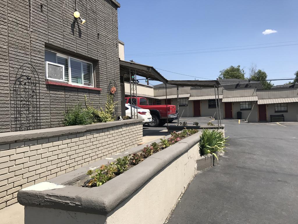 Selkirk Motel Colville Bagian luar foto