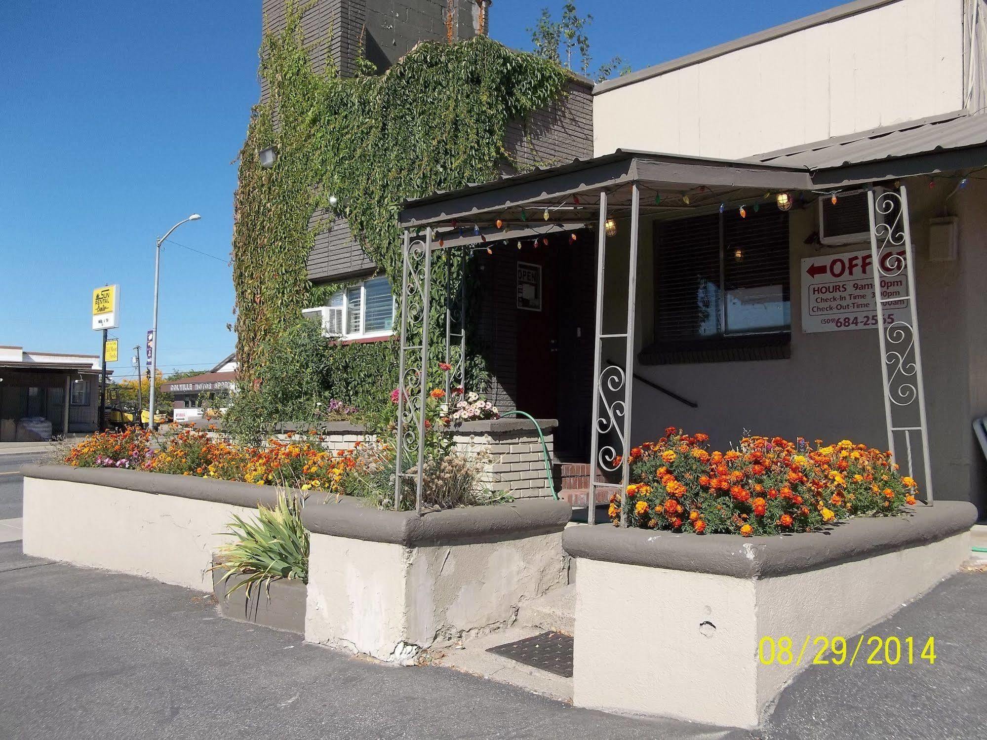 Selkirk Motel Colville Bagian luar foto