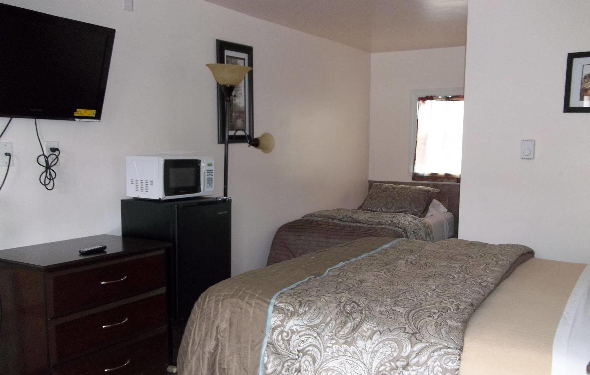 Selkirk Motel Colville Bagian luar foto